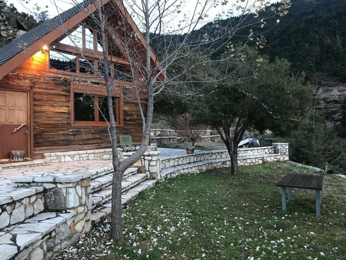 Chalet In The Forest Kalavryta Buitenkant foto